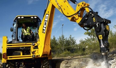 Объявление от Спецподряд: «Аренда JCB CX3 с гидромолотом» 2 фото