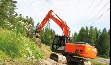 Объявление от Алексей: «Экскаватор в аренду HITACHI 180, 200, 240 с операт HITACHI» 1 фото