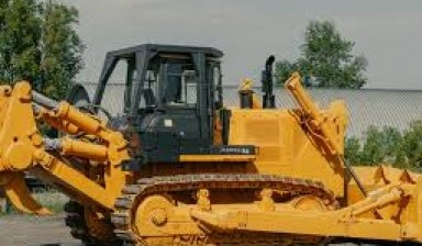 Объявление от ЧП ЛибраТехноСтрой: «Аренда бульдозера Komatsu d65 3.70 м3» 1 фото