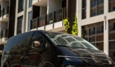 Объявление от Rentacarsdubai: «Minivans for rent at a low price» 1 photos