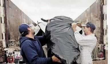 Объявление от Атлант Грузчики: «Вывоз мусора строительного и бытового» 1 фото