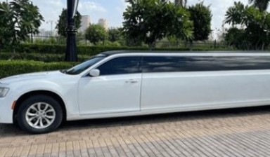 Wedding cars and limousines от Vipchauffeurservicedubai:  1 photos