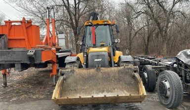 Объявление от Полунина Оксана Анатольевна: «Услуги экскаватора погрузчика MST» 3 фото