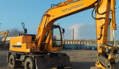 Аренда полноповоротного экскаватора от Зиятдинов Дамир Махмутович: Hyundai R170W–7 2 фото