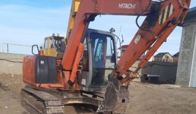 Объявление от ИП Бюков Р.Х.: «Услуги экскаваторов по приемлемым ценам Hitachi» 1 фото