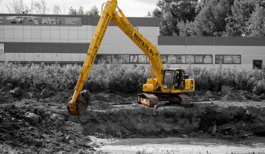 Аренда экскаватора с рыхлителем от Рента 76: Komatsu 1 фото