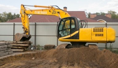 Аренда автомобильного экскаватора от Экскаваторы профи: HITACHI 1 фото