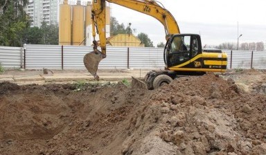 Аренда экскаватора вездехода от СпецЯР: Hitachi 130 1 фото