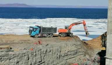 Аренда экскаватора вездехода от СК-Техника:  1 фото