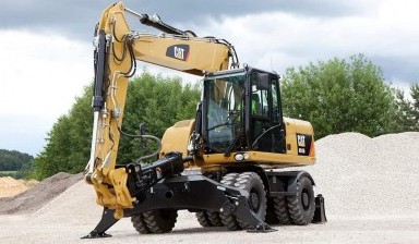 Аренда траншейного экскаватора от Грантспецтех: Komatsu 1 фото