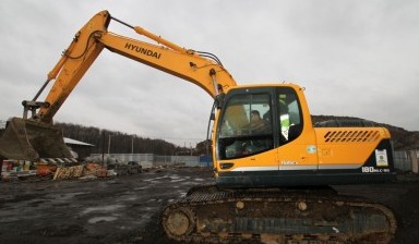 Аренда траншейного экскаватора от Водолей: JCB 1 фото