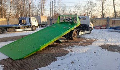 Эвакуация авто с заблокированными колесами от Болтовский Василий Николаевич: Хино300 2 фото