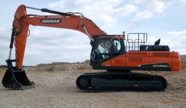 Аренда экскаватора с гидромолотом от СтройИнтер: Doosan 1 фото