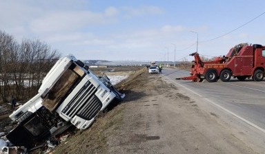 Эвакуаторы и автовозы от СПЕЦПАРКИНГ 75: Мерседес 4 фото