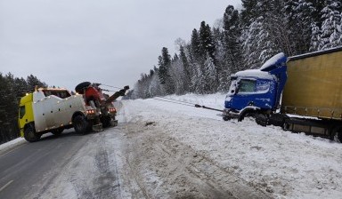 Грузовые эвакуаторы от Грузовой эвакуатор: RENAULT 1 фото