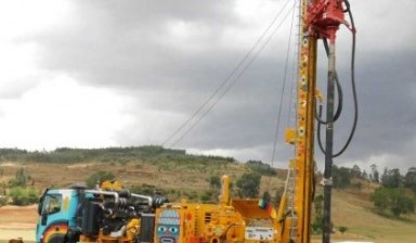Digger derrick trucks от Heerental: Man 1 photos