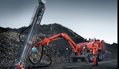 Гидромолоты от Phoenix Technology United: Junttan 1 фото