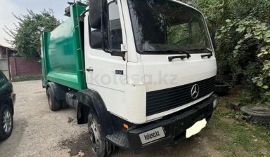 Вывоз мусора и бытовых отходов от Продавец: Mercedes-Benz 1 фото