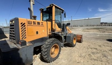 Фронтальные и телескопические погрузчики от Продавец: Rongwei 1 фото