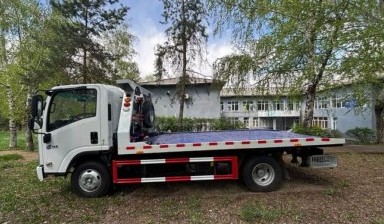 Эвакуаторы и автовозы от Продавец: Isuzu 1 фото