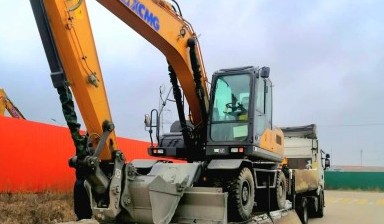 Экскаваторы от Оникс-Континенталь: XCMG XE180WD 2 фото