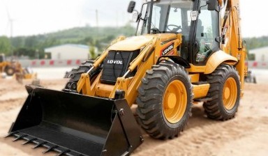 Вызов экскаватора-погрузчика на планировку от Назуло: 4 фото
