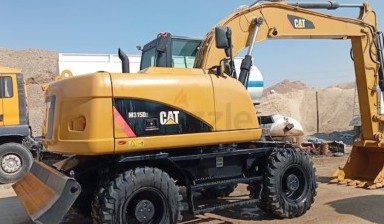 Excavators от Manager: Caterpillar 1 photos