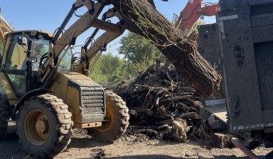 Экскаваторы-погрузчики от Марушко Андрей Александрович: CATERPILLAR 3 фото