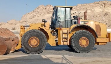 Frontend loaders and telescopic handlers от Manager: Caterpillar 1 photos