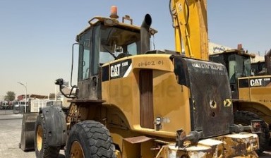 Frontend loaders and telescopic handlers от Manager: Caterpillar 1 photos