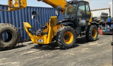 Frontend loaders and telescopic handlers от Manager: Jcb 1 photos