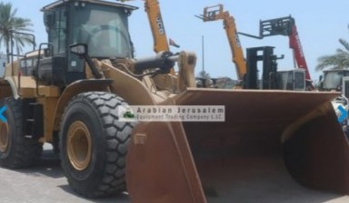 Frontend loaders and telescopic handlers от Manager: Caterpillar 1 photos
