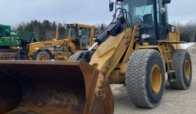 Frontend loaders and telescopic handlers от Manager: Caterpillar 1 photos