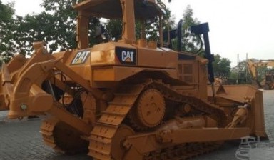 Bulldozers от Manager: Caterpillar 1 photos