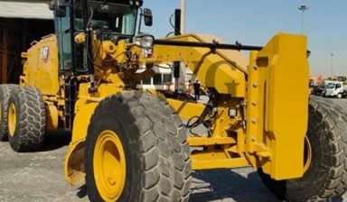 Graders от Manager: Caterpillar 1 photos