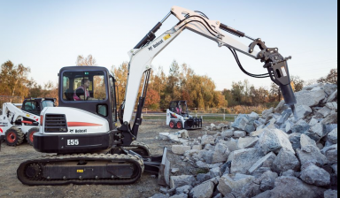 Мини-экскаваторы от ЗАО «Главный элемент»: Bobcat 1 фото
