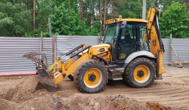 Вызов экскаватора-погрузчика на планировку от Техно-Гид: JCB 4CX 4 фото