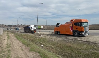 Эвакуаторы и автовозы от Дмитрусенко Борис Леонидович: Мерседес Скания 4 фото