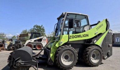 Объявление от КИМА: «Мини погрузчик. Вилы, щетка, ямобур, гидромолот. Zoomlion ZS080V» 4 фото