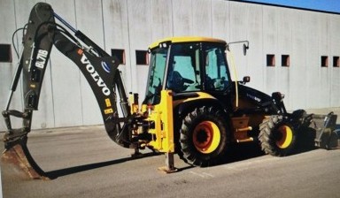 Экскаваторы-погрузчики от ПКК Омега: VOLVO BL71B 3 фото
