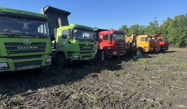 Самосвалы и тонары от Спецстроймонтаж: Шакман 2 фото