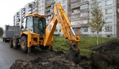 Экскаваторы-погрузчики от АВТОСПЕЦТРАНС: 3 фото