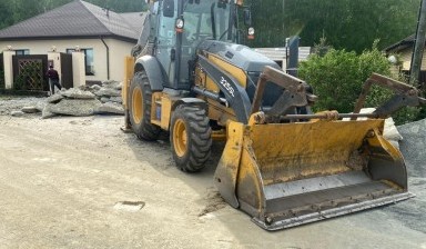Вызов экскаватора-погрузчика на разработку грунта от Дамир: John Deere 315SL 3 фото