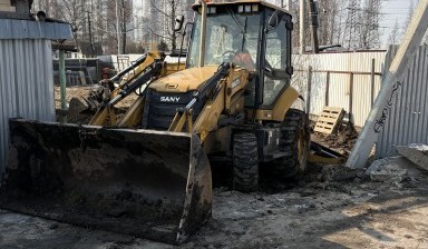 Экскаваторы-погрузчики от СпецКраш: Sany 3 фото