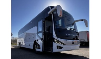 Большие автобусы на 30-60 мест от Денисов Олег Генадьевич:  1 фото