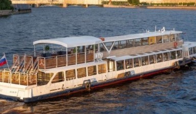 Теплоходы, яхты и катера от РЕЧНЫЕ КРУИЗЫ: 1 фото