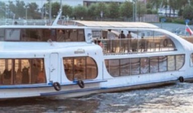 Теплоходы, яхты и катера от Диалог Народов: 1 фото