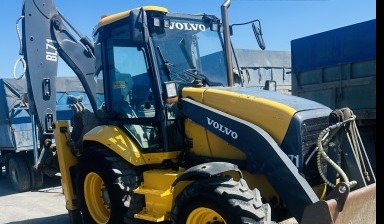 Экскаваторы-погрузчики от Шульга Надежда Степановна: Volvo bl71 1 фото