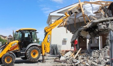 Объявление от Новиков Василий Петрович: «Вывоз мусора веток спил деревьев уборка территорий Камаз, газель» 4 фото
