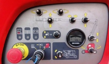 Мини-погрузчики от Яков: Manitou 150 AETJ C 3 фото